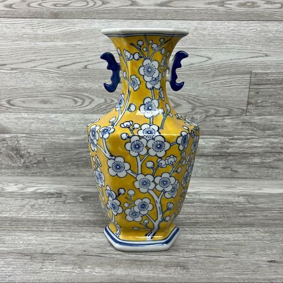 Decorative Yellow & Blue Chinese Traditional Ceramic Vase